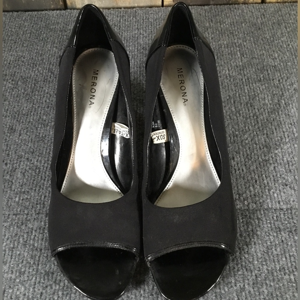 Merona Alina open toe black heels size 6.5